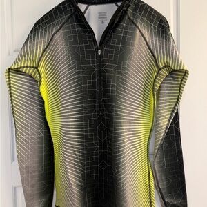 Nike Pro Black  geometric  print 3/4 zip